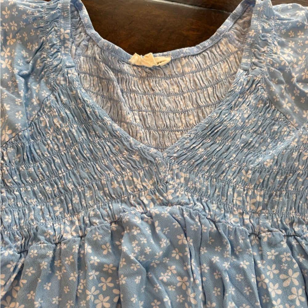La Hearts Long Sleeved Top- Size Small - Picture 4 of 8